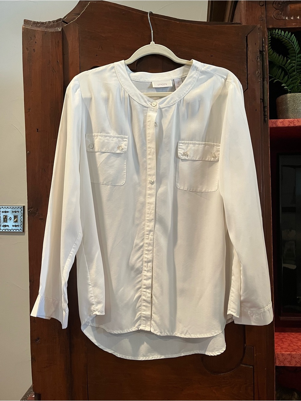 Chico's Classic White Button-Front Shirt with Chest Pockets